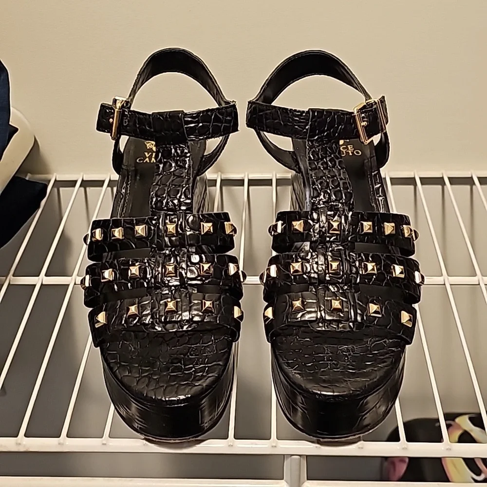 Vince Camuto wedge Sandal - Picture 2 of 5
